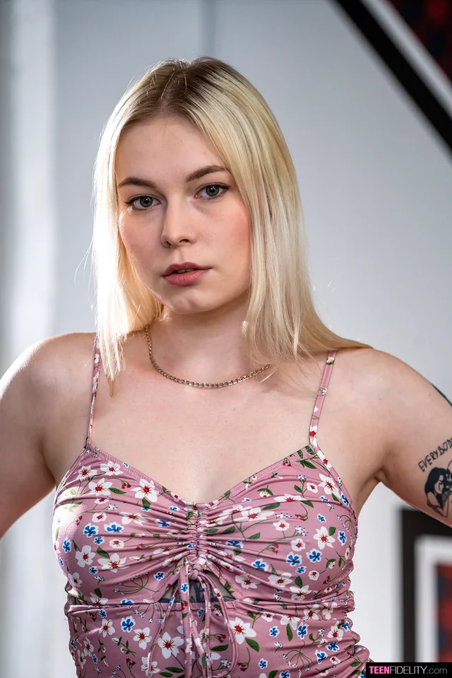 Mimi-Cica-alastonkuvat
